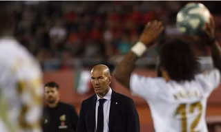 HLV Zinedine Zidane không lo lắng về tương lai của mình tại Real Madrid.