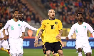 Không có tên trong danh sách sơ bộ ĐT Bỉ dự VCK World Cup 2018, Radja Nainggolan giã từ ĐTQG.