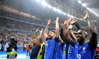 Tuyển Pháp tưng bừng vào bán kết với chiến thắng "5 sao" trước Iceland.