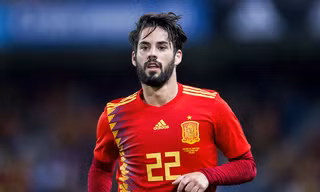 Isco dính chấn thương khá nghiêm trọng.