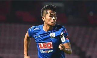 Chakkit Laptrakul là cầu thủ Thái Lan thứ 8 sang Nhật Bản thi đấu.