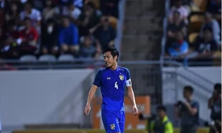 Trung vệ Chalermpong Kerdkaew của đội tuyển Thái Lan.