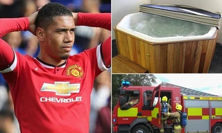 Smalling vừa được phen hú vía.