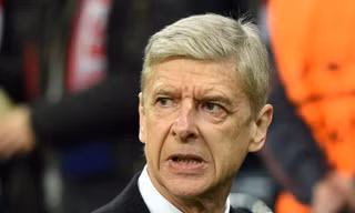 HLV Wenger sẽ chỉ rời Arsenal khi bị sa thải.