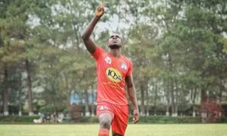 Gordon Rimario chưa thể thi đấu cho HAGL.