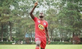 Gordon Rimario chưa thể thi đấu cho HAGL.