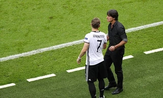 Schweinsteiger đã thiết lập nên kỷ lục mới.