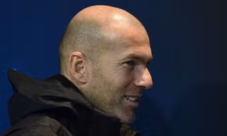 HLV Zidane “bổ bom tấn” trong mùa Đông 2018.