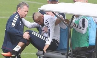 Vidal dính chấn thương khá nặng trong lúc tập luyện.