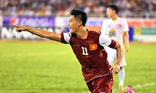 HLV Miura quyết định trao cơ hội cho Ti Phông.