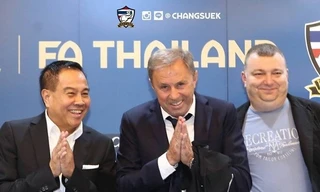 LĐBĐ Thái Lan gia hạn với HLV Milovan Rajevac.