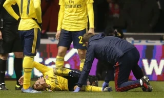 Lucas Torreira dính chấn thương cực nặng.