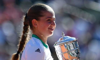 Ostapenko “vớ bẫm” nhờ vô địch Pháp Mở rộng 2017.