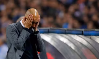 Guardiola đổ lỗi thất bại cho đội ngũ y tế.