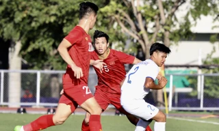 Trang Fean Online tiếc vì Văn Hậu bị từ chối bàn thắng.