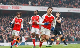 Alexis Sanchez lại tỏa sáng rực rỡ.