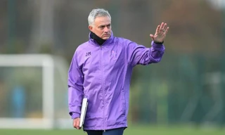 HLV Jose Mourinho không hài lòng với đội hình hiện tại của Tottenham.