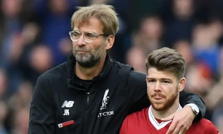 Alberto Moreno công khai bật HLV Jurgen Klopp.