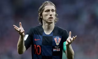 Modric nhất quyết rời Real trong hè 2018.
