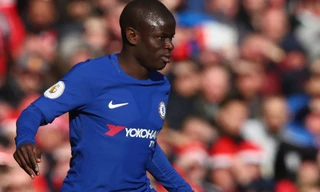 N'Golo Kante bị ngất xỉu trong buổi tập trước trận gặp Man City.