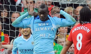 Mario Balotelli vẫn luôn khiến người Man City phải nhớ đến.