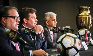 Họp bàn kế hoạch đội vô địch Copa America đấu đội vô địch EURO.