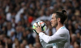 Bale sẵn sàng rời Real Madrid trong hè 2018.