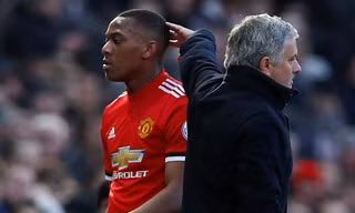 HLV Mourinho muốn sớm tống cổ Martial khỏi M.U.