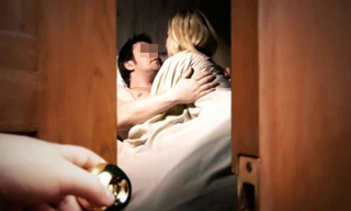 Bản tin thể thao: Cầu thủ bị tống tiền khi đang 'mây mưa'