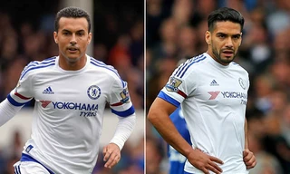 Pedro và Falcao bất ngờ dính chấn thương. 