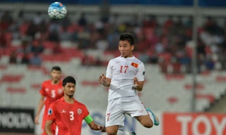 Trần Thành ghi bàn thắng lịch sử cho bóng đá Việt Nam.