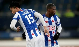 Đoàn Văn Hậu có màn ra mắt đội 1 SC Heerenveen.