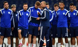 Di Matteo đưa các học trò tới tu viện “tu luyện”.