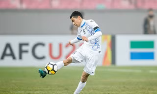'Người hùng' 19 tuổi của Uzbekistan tuyên chiến với U23 Việt Nam