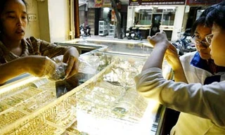 Vàng trong dân không phải vàng 'chết'
