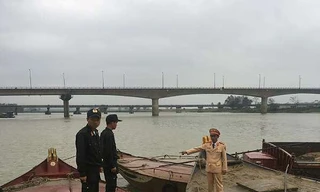 Phó Trưởng phòng Tài nguyên và Môi trường bị dọa đốt nhà