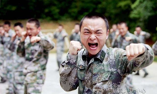 Mỹ - Trung: Đối thủ tiềm ẩn, sẵn sàng 'rút kiếm'