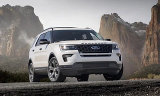 Mỹ điều tra hơn 1,8 triệu xe Ford Explorer
