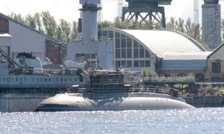 Thủ tướng thị sát huấn luyện thủy thủ đoàn tàu Kilo