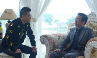 Diễn viên Việt Anh và NSND Hoàng Dũng trong 'Người phán xử'.