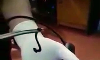 Kinh hãi gắp con vắt trong họng bé gái 12 tuổi