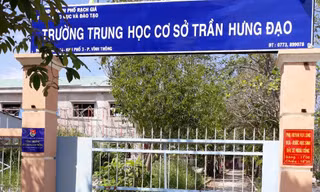 Trường THCS Trần Hưng Đạo, TP Rạch Giá, Kiên Giang nơi các nữ sinh đánh nhau.