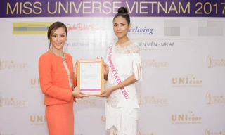 Nguyễn Thị Loan quyến rũ nhận dải băng 'Miss Universe Vietnam'