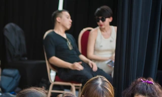 Tóc Tiên thân mật trò chuyện cùng Hoàng Touliver sau tin đồn chia tay