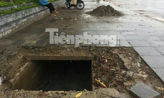 Cận cảnh những miệng cống “há mồm” chờ nuốt người dân