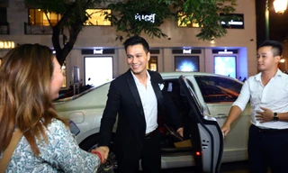 Việt Anh 'Người phán xử' tậu siêu xe hơn chục tỷ đồng