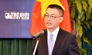 Ông Vũ Quang Minh, Trợ lý Bộ trưởng, kiêm Vụ trưởng Vụ Tổng hợp Kinh tế, Bộ Ngoại giao - Nguyên Đại sứ Đặc mệnh Toàn quyền Việt Nam tại Anh Quốc.