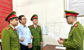 Bắt nguyên Tổng Giám đốc Công ty cổ phần xi măng Hạ Long