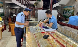 Phát hiện vi phạm kinh doanh vàng ở Móng Cái 