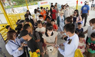 Khách tham quan vịnh Hạ Long phải cung cấp thông tin cá nhân 